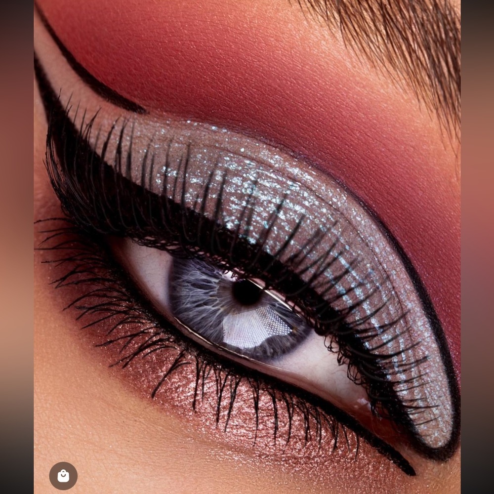 Pat, McGrath labs BRIDGERTON - Picture 3 of 5